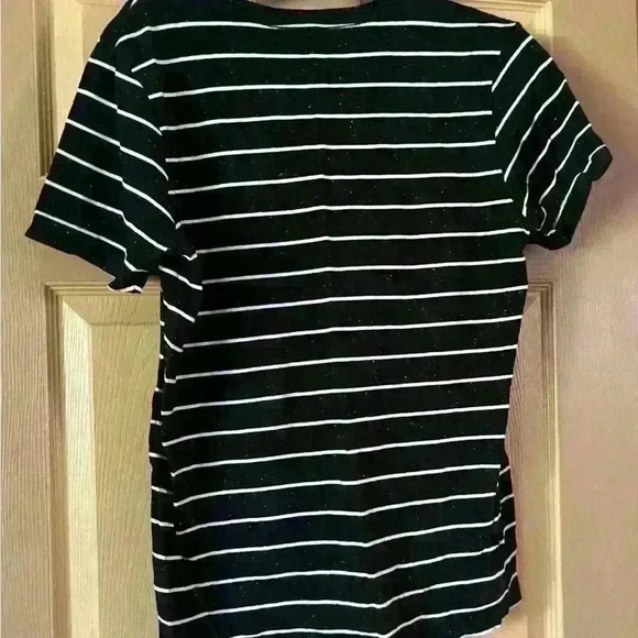 Young man’s T-shirt, H&M size M​ - Picture 2 of 4